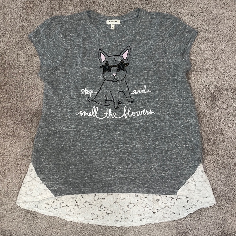 Monteau gray tee